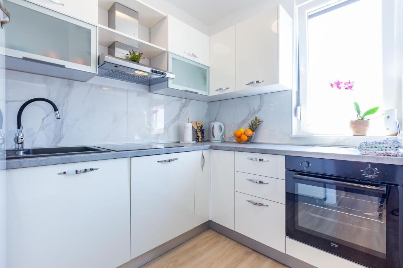 זאדאר Apolon 2Bdr Apartment With Balcony מראה חיצוני תמונה