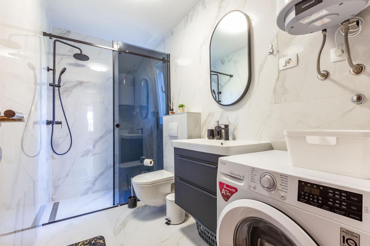 זאדאר Apolon 2Bdr Apartment With Balcony מראה חיצוני תמונה